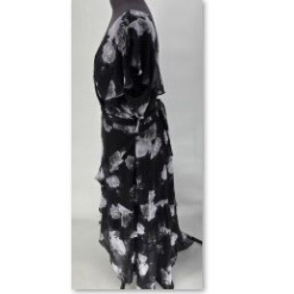 616-33 City Chic Black & Gray Roses Tiered Plunge Maxi dress Size 20 - Picture 8 of 12